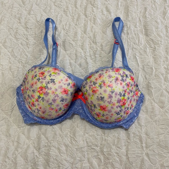 Dream Angels Lined Demi, 32D. - Picture 1 of 3